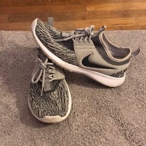 Nike shoes
